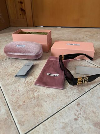 Occhiali da sole Miu Miu neri donna