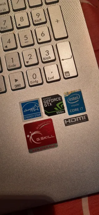 Portátil ASUS N551J Plata y Negro