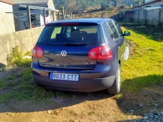 Volkswagen Golf 2004