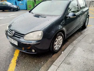 Volkswagen Golf 2004