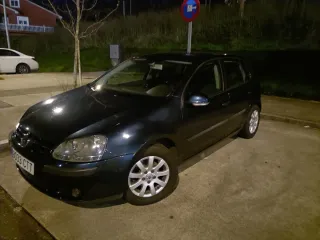 Volkswagen Golf 2004