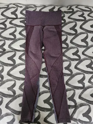 Conjunto Oysho Chaqueta y Mallas