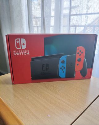 Nintendo Switch Azul y Rojo