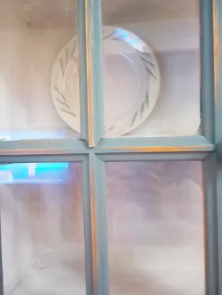 Preciosa alacena de madera azul y marrón