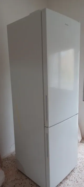 Frigorífico Candy blanco