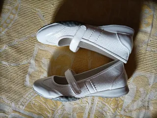 Zapatos número 35 sin estrenar