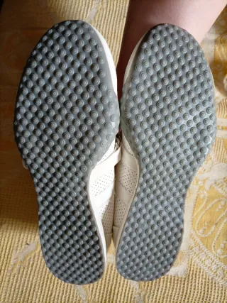 Zapatos número 35 sin estrenar