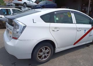5555047081 guantera toyota prius (zvw30) 348511