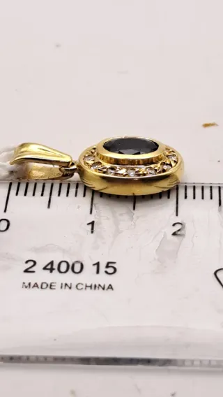 Colgante Oro 18k con Zafiro y circonitas