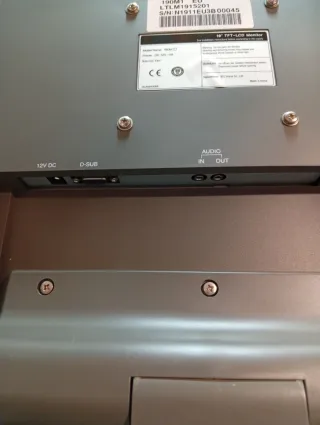 Monitor TFT LCD 19 Digital Square