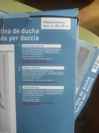 Cortinas de baño sin estrenar. Tengo dos.