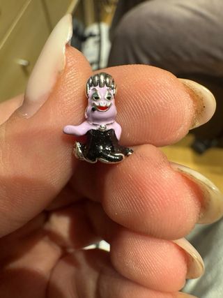 Charm Pandora Ursula Morado y Negro