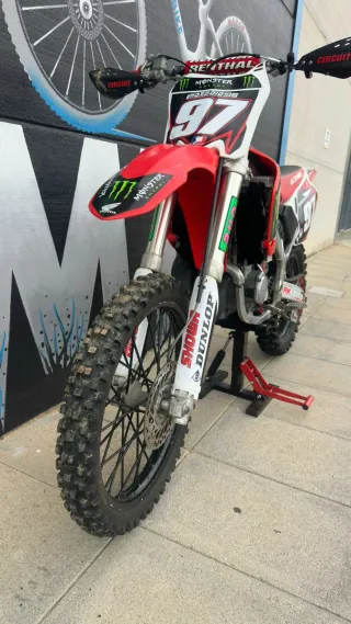 Honda CR 125 Motocross