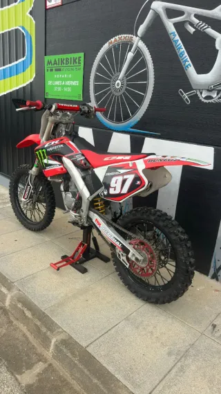 Honda CR 125 Motocross
