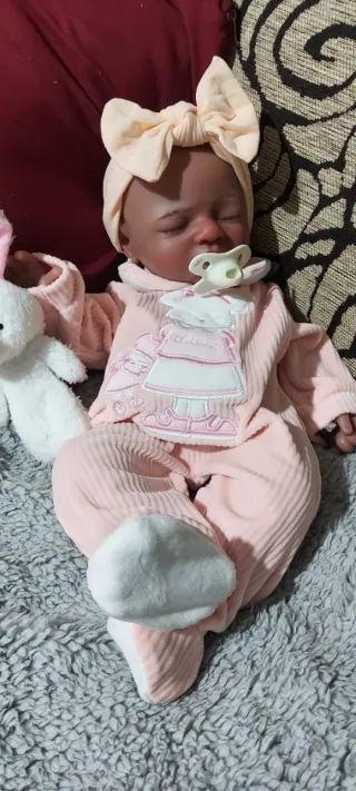 Bebé reborn silicona sistema pipi niña