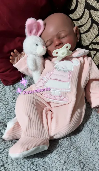 Bebé reborn silicona sistema pipi niña