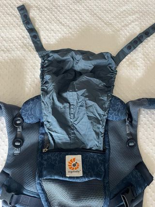 Mochila Ergobaby Azul Estampado Floral