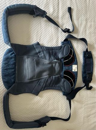 Mochila Ergobaby Azul Estampado Floral