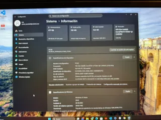 ASUS i5 16GB RAM 512GB SSD 17,3”