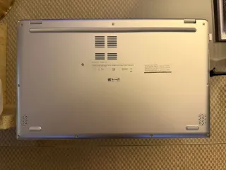 ASUS i5 16GB RAM 512GB SSD 17,3”