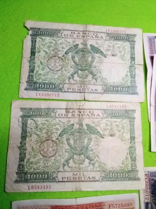 8 Billetes Españoles Usados con desperfectos