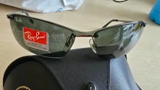 Gafas de Sol Ray-Ban RB3359 Negra/Gris