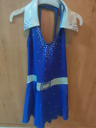 Maillots de patinaje. 50€ cada uno