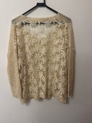 Jersey de punto beige con encaje y lentejuelas