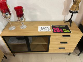 Aparador Roble con Rejilla Metálica