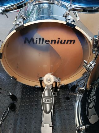 Batería Millenium MX420. Como nueva. Pack completo