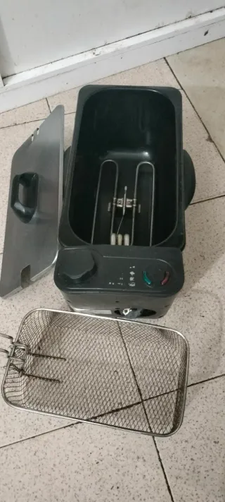 Freidora de aceite...COMELEC...3 Litros