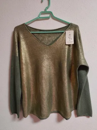 Jersey de chica talla 38-44 nuevo.