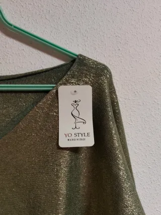 Jersey de chica talla 38-44 nuevo.