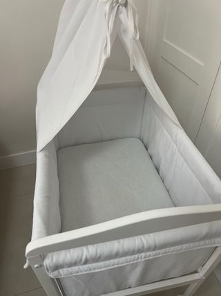 Minicuna con dosel