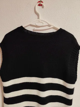 Chaleco de punto de chica talla 38-44 nuevo.