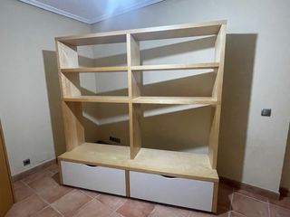 Estantería modular de madera