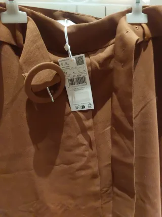 Falda Mango marrón con cinturón Talla 42