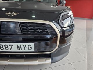 MINI COUNTRYMAN D