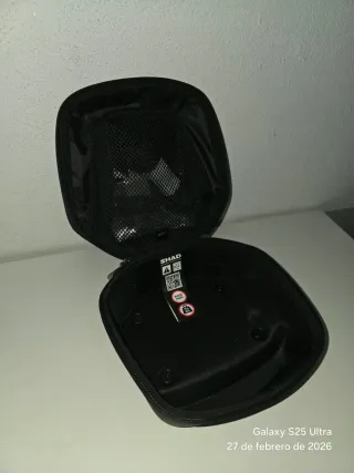 Bolsa depósito SHAD E03cl Click System con llave