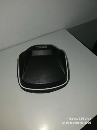 Bolsa depósito SHAD E03cl Click System con llave