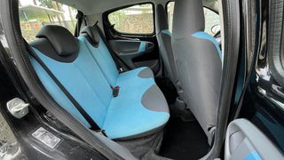 Peugeot 107 1.0i Urban de 2009 con 90.000km