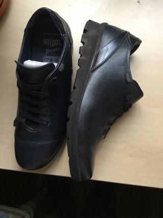 Zapatos Cinzia Soft Marrones  y Wonder Talla 39.