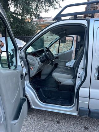 Opel Vivaro 2011