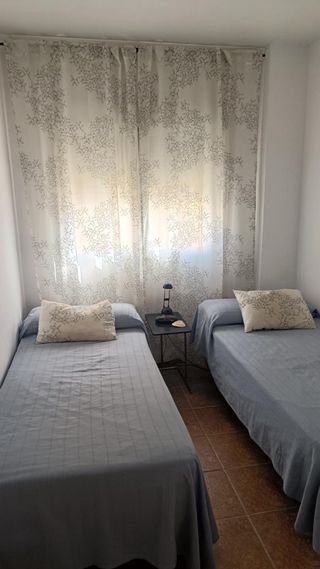 2 Camas Individuales de 90x190 con tapiflex