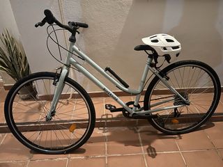 Bicicleta Riverside color azul claro