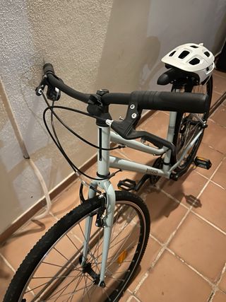 Bicicleta Riverside color azul claro