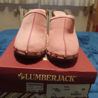 Zuecos Lumberjack tacón madera y tachuelas rosa