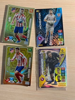 Cromos de futbol y de pokemon