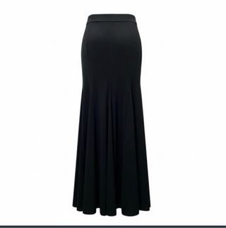 Falda larga negra para Ensayo de Flamenco