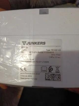 Calentador Eléctrico Junkers Instantáneo